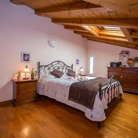 Sleeps 6 Villa