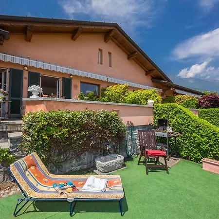 Sleeps 6 Villa *
